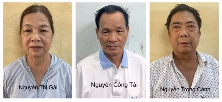 Từ trái qua: Nguyễn Thị Gái, Nguyễn Công Tài, Nguyễn Trọng Cảnh.
