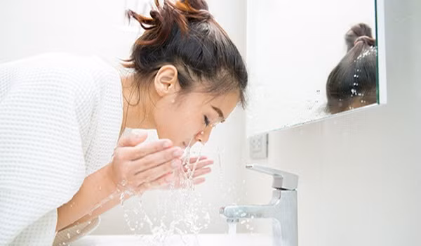 Không bao giờ lo da bong tróc với 7 bí quyết dưỡng da mùa thu đông - 5