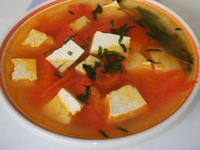 Canh đậu hũ dành cho bé. (Ảnh minh họa)