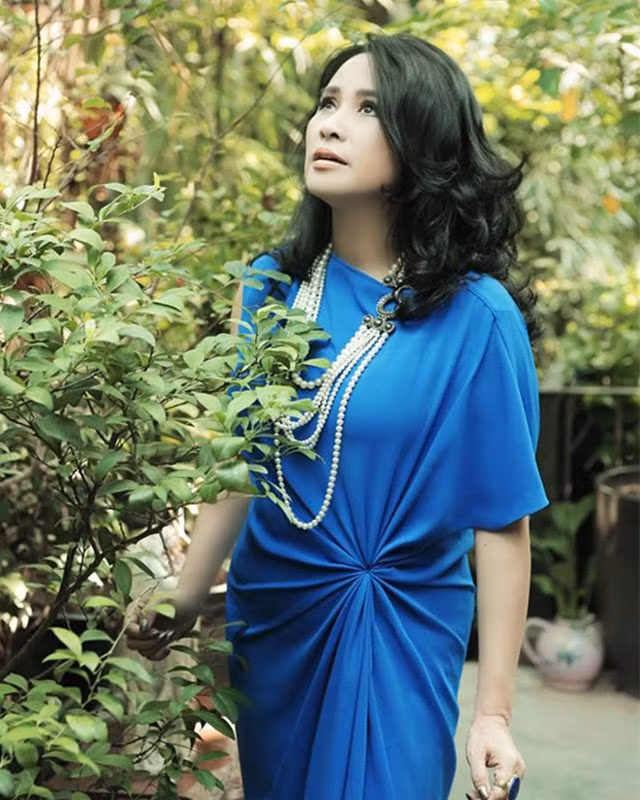 bi quyet phoi do dep ngat ngay cho u40, giup chi em them tu tin noi cong so - 4