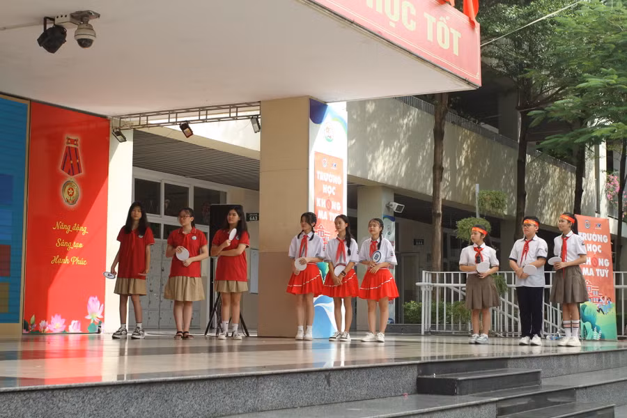 Các đội hào hứng tham gia cuộc thi.