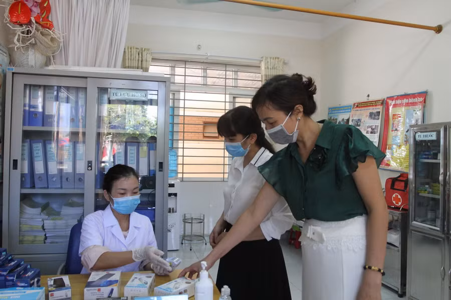 Các trường đều chuẩn bị số lượng thiết bị đo thân nhiệt đảm bảo đủ và hoạt động tốt.