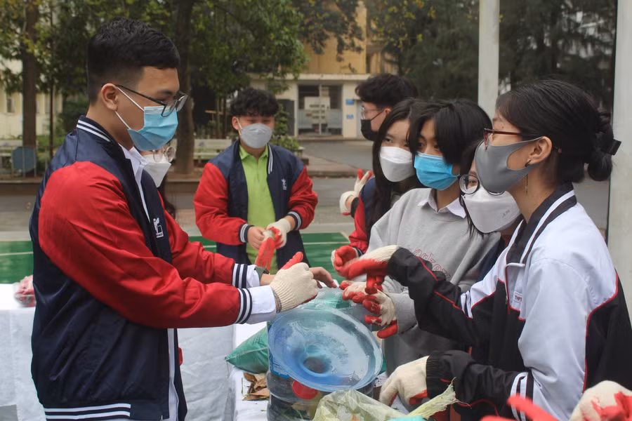 Hoạt động trải nghiệm giúp học thêm yêu và bảo vệ môi trường.