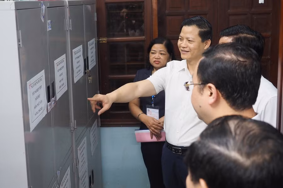 Công tác an ninh, an toàn cho kỳ thi được lãnh đạo tỉnh Bắc Ninh đặc biệt lưu ý. Công tác an ninh, an toàn cho kỳ thi được lãnh đạo tỉnh Bắc Ninh đặc biệt lưu ý.