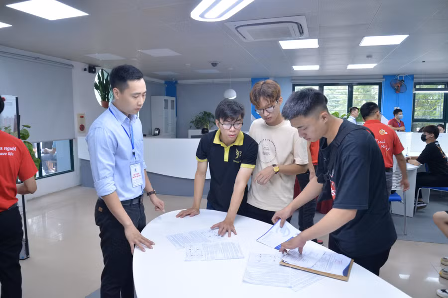 Thí sinh lưu ý điểm mới trong công tác tuyển sinh năm 2022 để có đăng ký nguyện vọng phù hợp. Thí sinh lưu ý điểm mới trong công tác tuyển sinh năm 2022 để có đăng ký nguyện vọng phù hợp.
