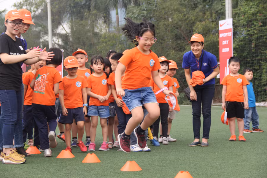 Học sinh Hà Nội hào hứng với các hoạt động thể thao