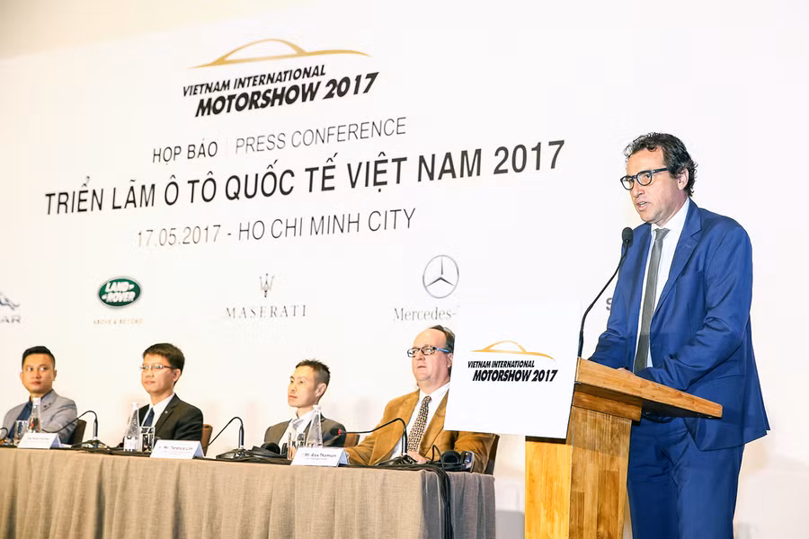 Ông Laurent Genet - Tổng Giám đốc Audi Việt Nam - phát biểu tại buổi họp báo