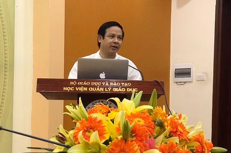 TS Nguyễn Sơn Hải phát biểu.