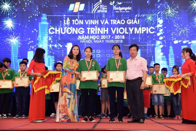 Những học sinh nhận giải Violympic năm học 2017-2018