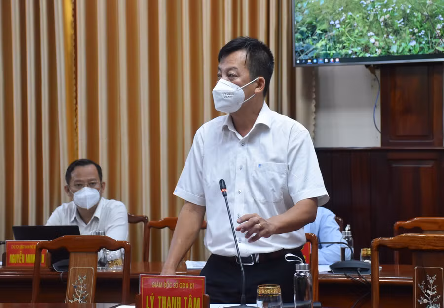 Ông Lý Thanh Tâm - Giám đốc Sở GD&amp;ĐT tỉnh Bình Phước, phát biểu tại buổi làm việc.