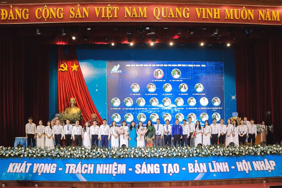 Ra mắt Ban Chấp hành Hội Sinh viên Việt Nam tỉnh Quảng Ninh khóa II, nhiệm kỳ 2023 – 2028 gồm 25 thành viên.