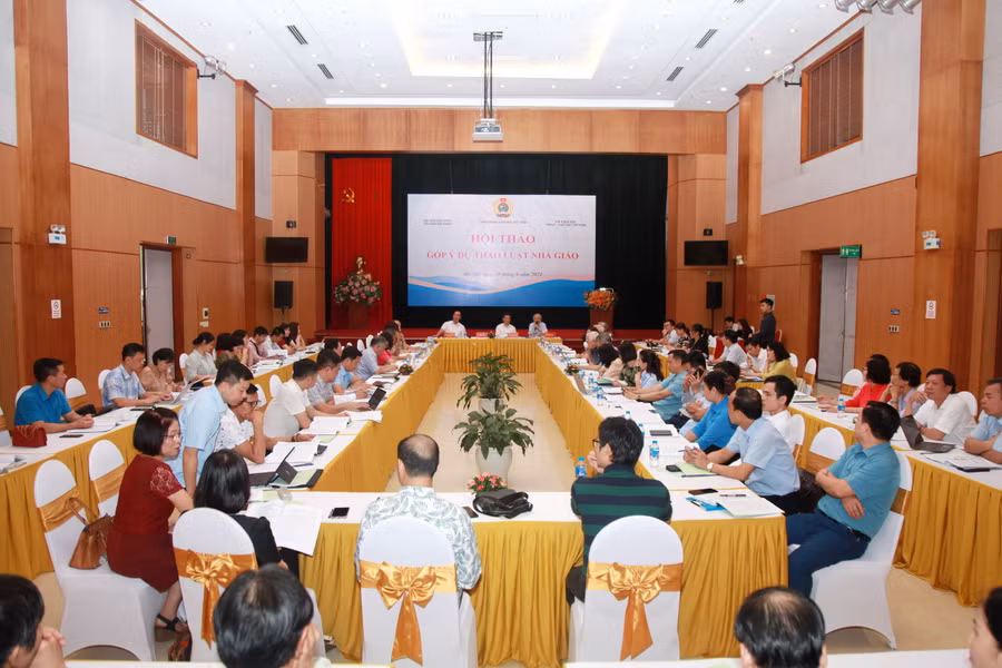 Kết quả của hội thảo thể hiện trách nhiệm của các nhà khoa học, các nhà giáo trước một đạo luật quan trọng. Kết quả của hội thảo thể hiện trách nhiệm của các nhà khoa học, các nhà giáo trước một đạo luật quan trọng.