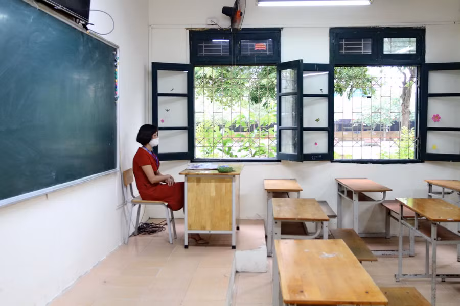 Phòng thi dự phòng chỉ có giáo viên coi thi, không có học sinh