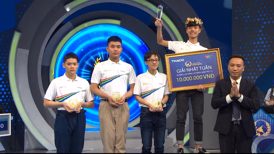 Nam sinh Thái Bình giành giải nhất tuần Olympia.