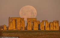 full-moon-1.jpg