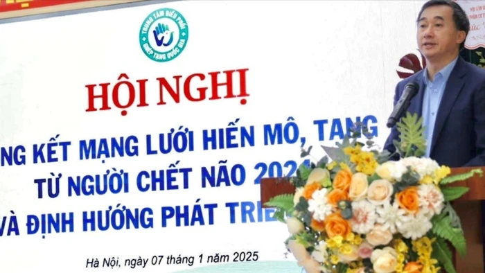 Thứ trưởng Bộ Y tế Trần Văn Thuấn.