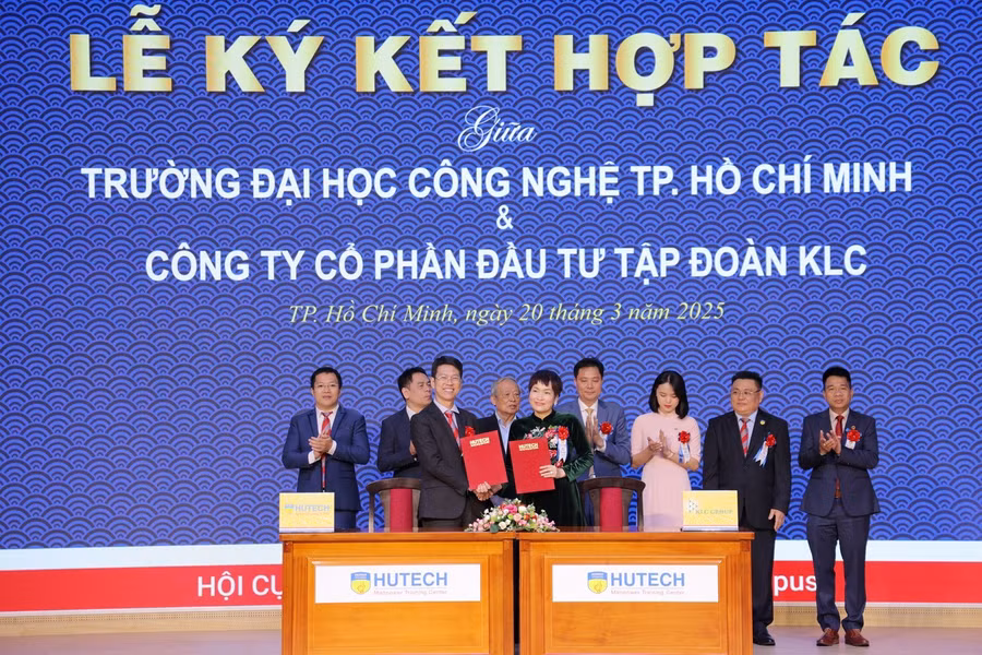 ngay-hoi-trien-lam-cong-nghe-va-tuyen-dung1.jpg