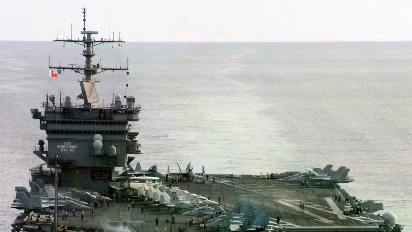 Mỹ ký hợp đồng thanh lý tàu sân bay hạt nhân đầu tiên trên thế giới