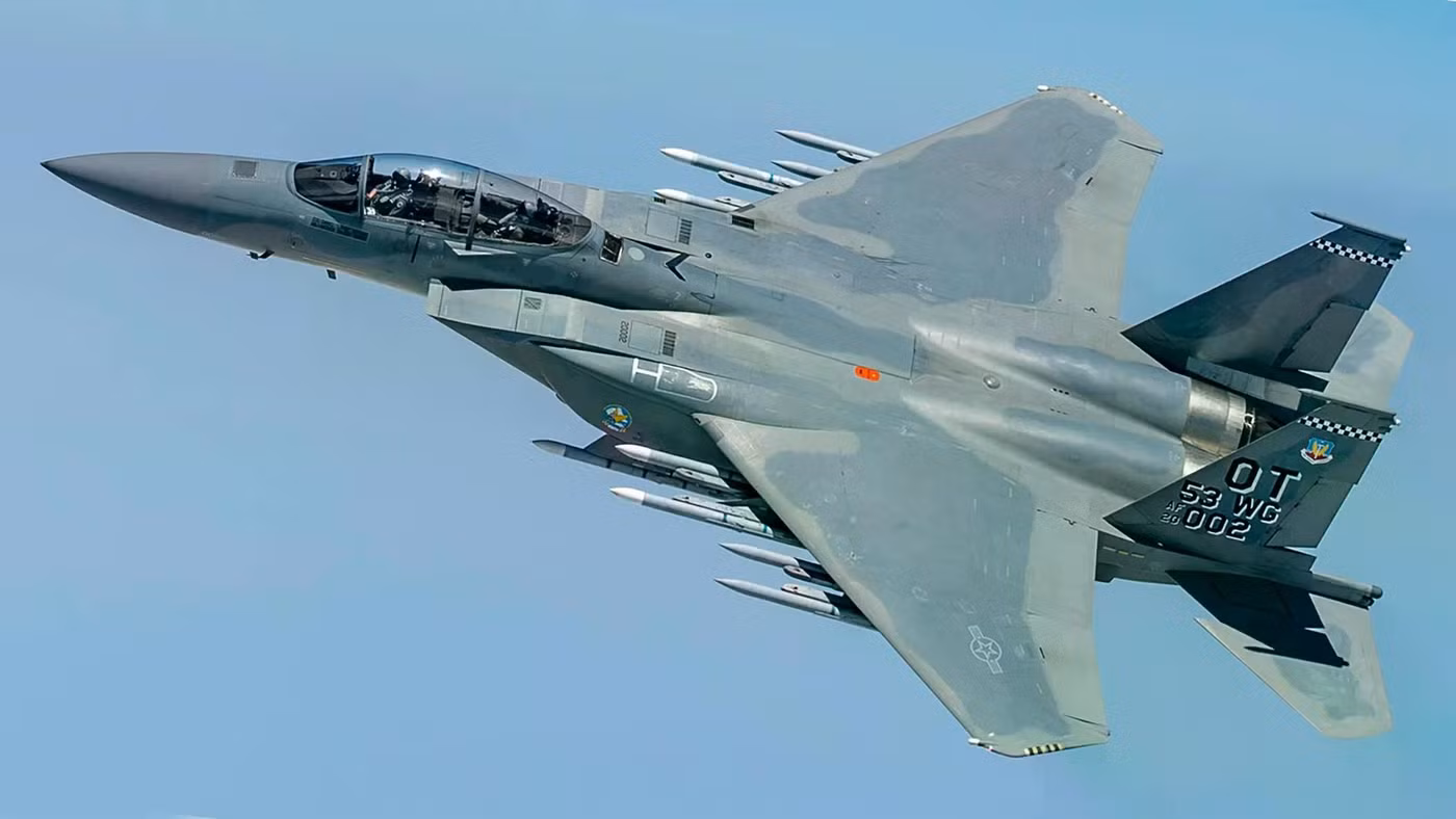 'Xe tải tên lửa' F-15EX sẵn sàng tham gia tấn công Iran?