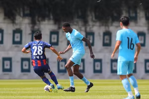 Kyle Hudlin lập công giúp Nam Định đánh bại CLB Suwon FC.