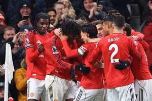 Man United có loạt quyết định bất ngờ