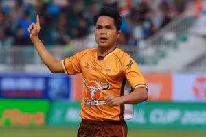 Dụng Quang Nho góp công giúp Hoàng Anh Gia Lai đánh bại Viettel ở vòng 22.