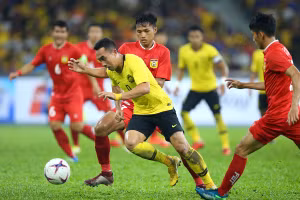 Tuyển Malaysia tích cực nhập tịch trước trận gặp Việt Nam.