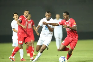 Hải Phòng thua sát nút Thép xanh Nam Định ở vòng 6 V-League.