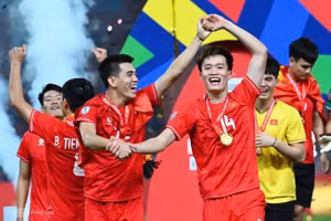 Hoàng Đức hào hứng khi có cơ hội đối đầu Manchester United.