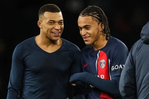 Ethan Mbappe chia tay mùa giải vì chấn thương.