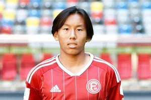 Sao Việt kiều Simon Như Thông Vũ được đôn lên U23 Đức .