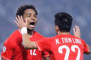 Thành Chung sẽ góp mặt ở trận tái đấu Singapore.