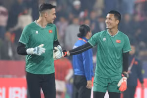 Đình Triệu sáng cửa bắt chính ở đội tuyển Việt Nam trận gặp Malaysia.