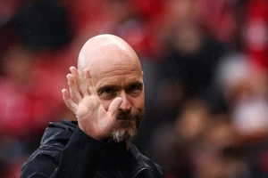 Ten Hag rời Man United sau hơn 2 năm gắn bó.