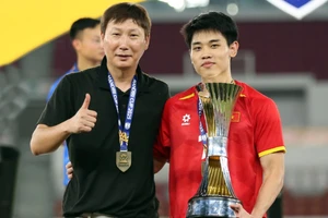 Đình Bắc sáng cửa đoạt Quả bóng vàng Việt Nam