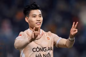 Vũ Văn Thanh đạt được thỏa thuận gia nhập CLB Ninh Bình theo dạng cho mượn.