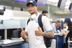 Lucas Alves chấn thương ở trận thắng Lee Man FC.