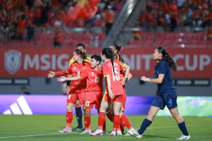 Tuyển nữ Việt Nam thắng đậm Campuchia trận ra quân giải AFF Cup 2025.