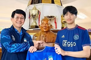 Sao trẻ học viện Park Hang Seo- thủ môn Thành Lợi được đăng ký dự V-League.