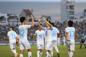 Bất ngờ lịch sử đối đầu giữa Nam Định và Đồng Tâm Long An