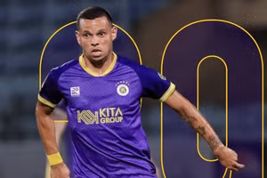 Tiền vệ Ewerton chia tay Hà Nội FC sau ít tháng gắn bó.