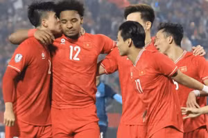 Tuyển Việt Nam vào chung kết AFF Cup với thành tích bất bại.