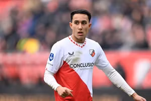 Sao gốc Hà Lan Miliano Jonathans nhập tịch Indonesia. 