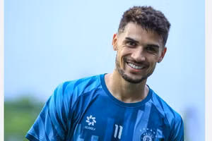 Tiền vệ Hendrio sắp có quốc tịch Việt Nam.