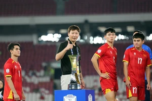 U23 Việt Nam vô địch U23 Đông Nam Á lần thứ 3 liên tiếp.