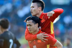 Sao trẻ Việt Nam 'vượt mặt' Quang Hải, Công Phượng là ai?