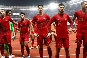 Tuyển Indonesia nhận loạt án phạt từ FIFA.