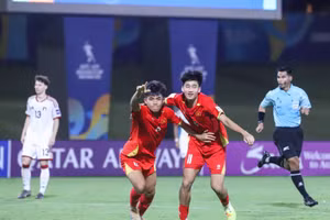 Sao U17 Việt Nam quyết thắng Australia