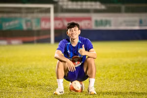Trần Minh Vương chia tay Hoàng Anh Gia Lai hậu V-League 2024/25.