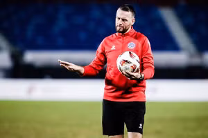 Chuyên gia châu Âu được CLB Nam Định săn đón là ai?